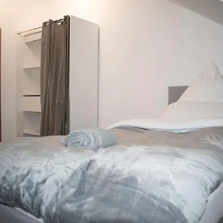 Unique Flat